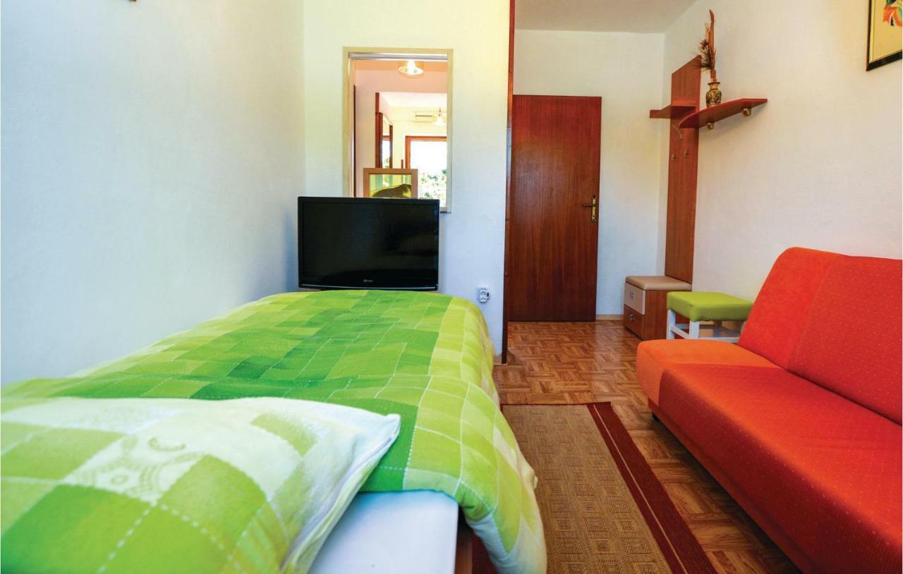 2 Bedroom Awesome Apartment In Portorož Eksteriør billede